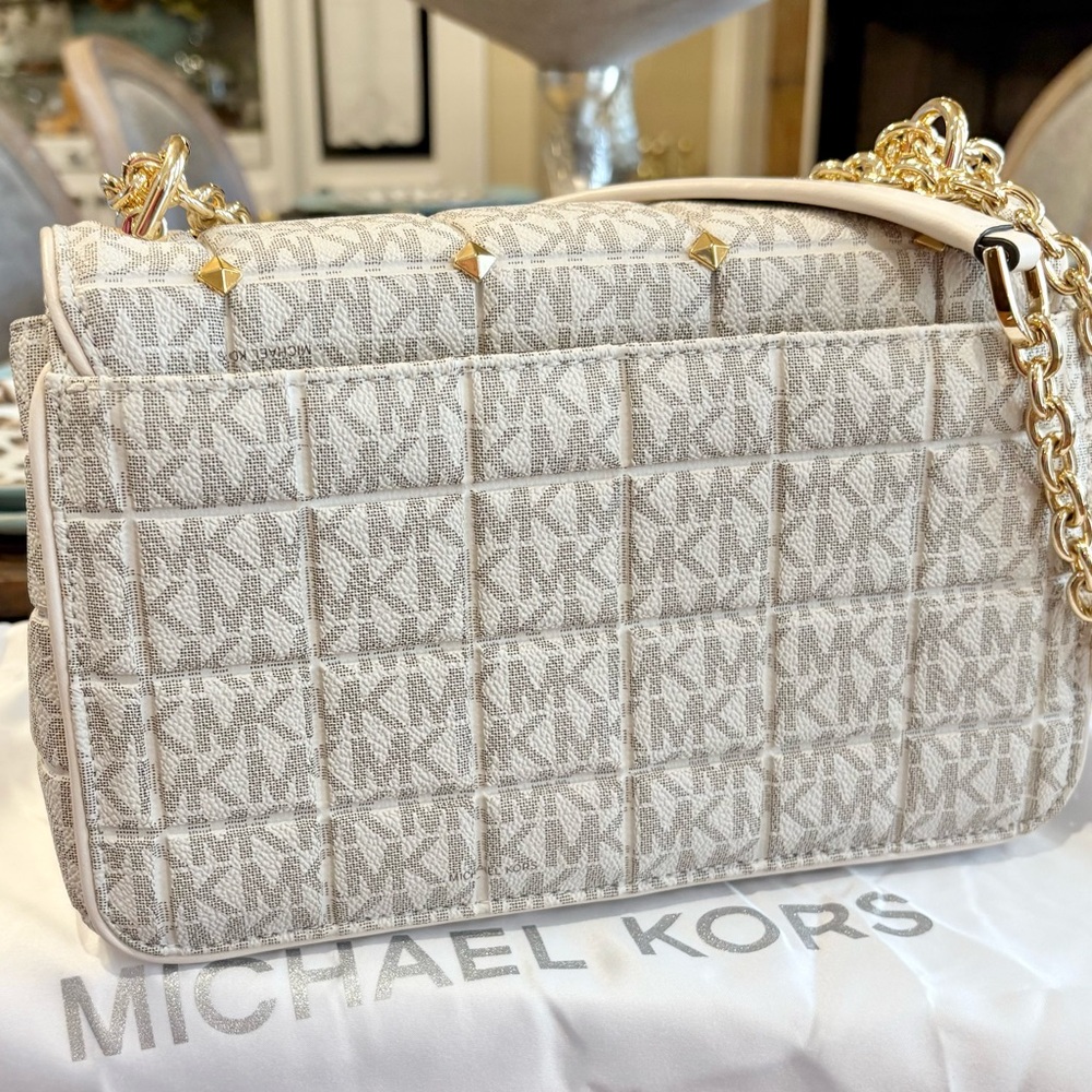 Michael Kors Cream and Gold Shoulder Bag - Picture 3 of 3